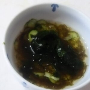 ヘルシー❤︎豆腐と胡瓜ともずく酢の小鉢